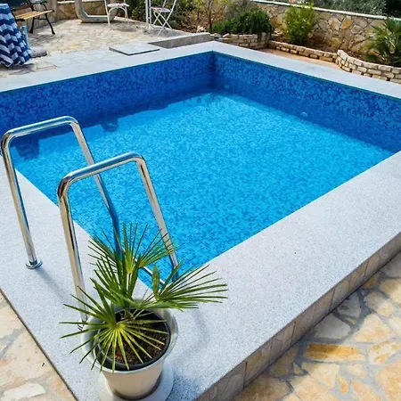 Villa Aleja