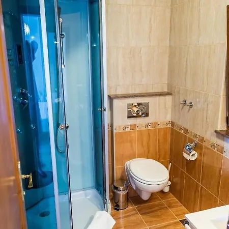 Aleja Villa *